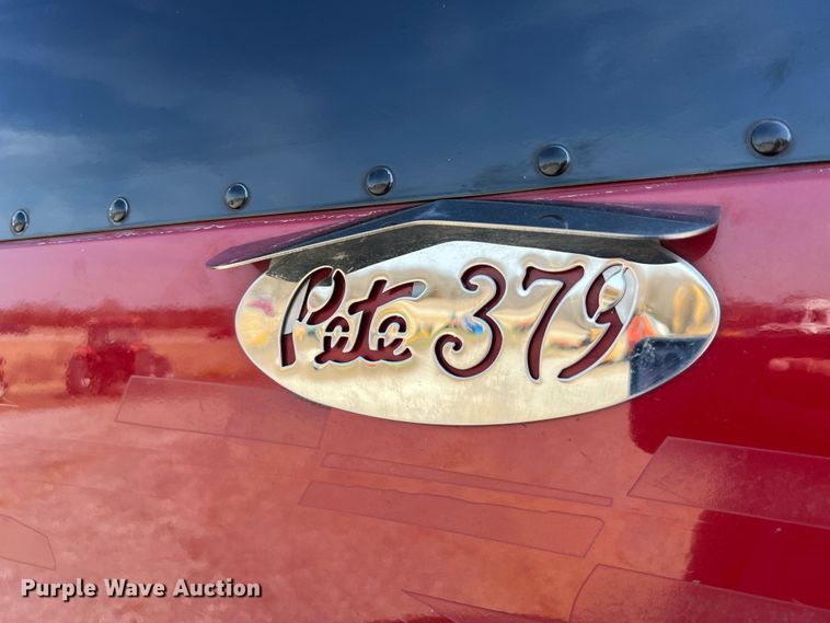 image for item MM9221 2000 Peterbilt 379  semi truck