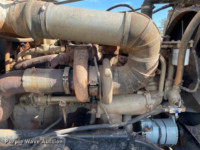 image for item MM9492 1981 Kenworth W900  semi truck