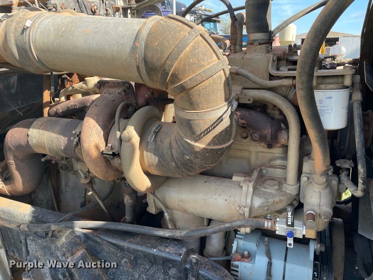 image for item MM9492 1981 Kenworth W900  semi truck