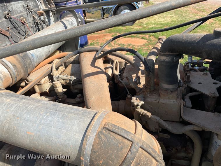 image for item MM9492 1981 Kenworth W900  semi truck