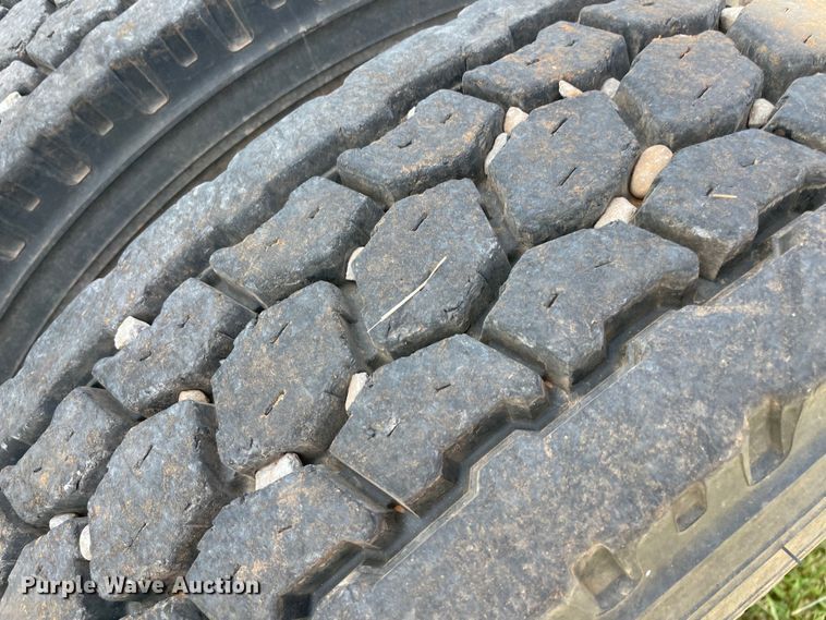 image for item MM9492 1981 Kenworth W900  semi truck