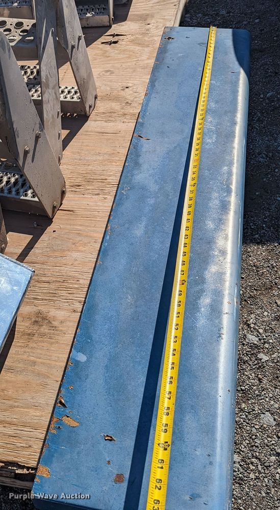 image for item MN9875 Truck parts