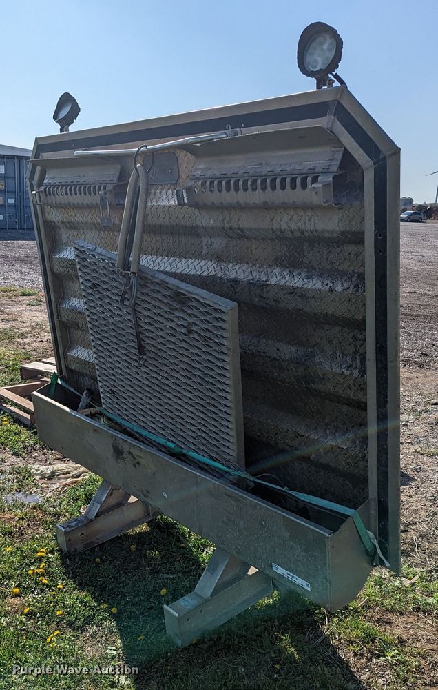 image for item MN9876 Sturdy Lite  headache rack