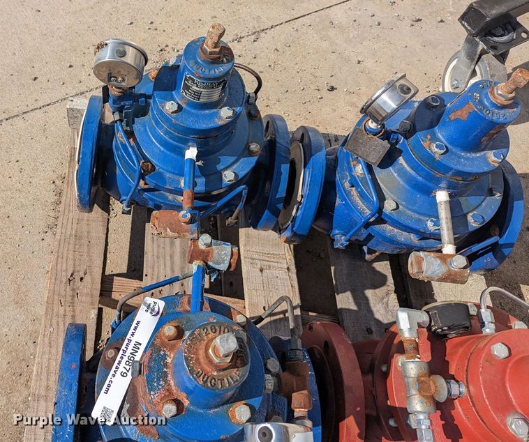 image for item MN9879 (4) gas valves