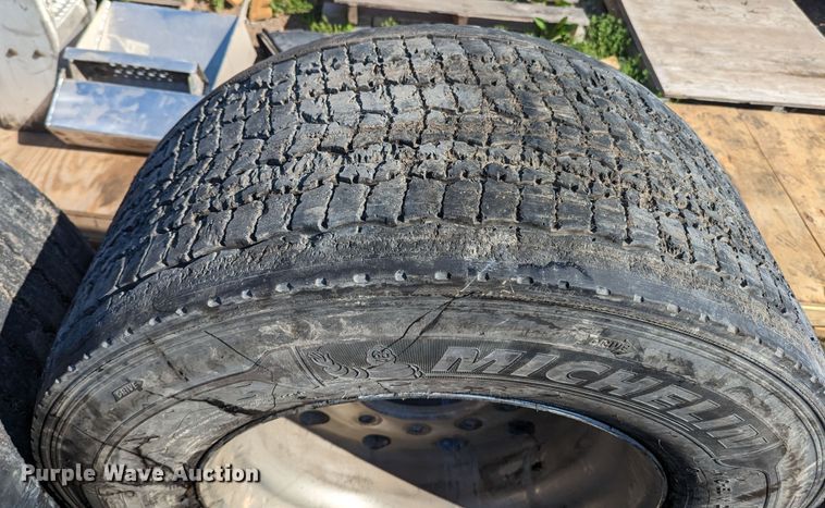 image for item MN9881 (8) super single tires and wheels