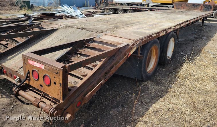 image for item MO9658 2006 Aztec  drop deck equipment trailer