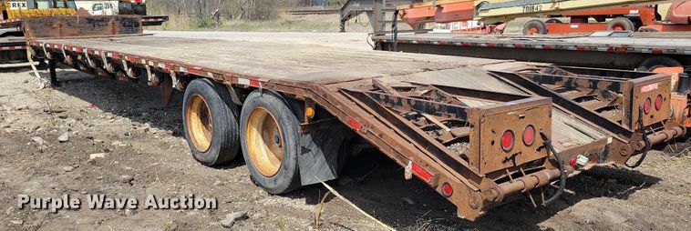 image for item MO9658 2006 Aztec  drop deck equipment trailer