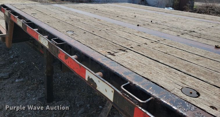 image for item MO9658 2006 Aztec  drop deck equipment trailer