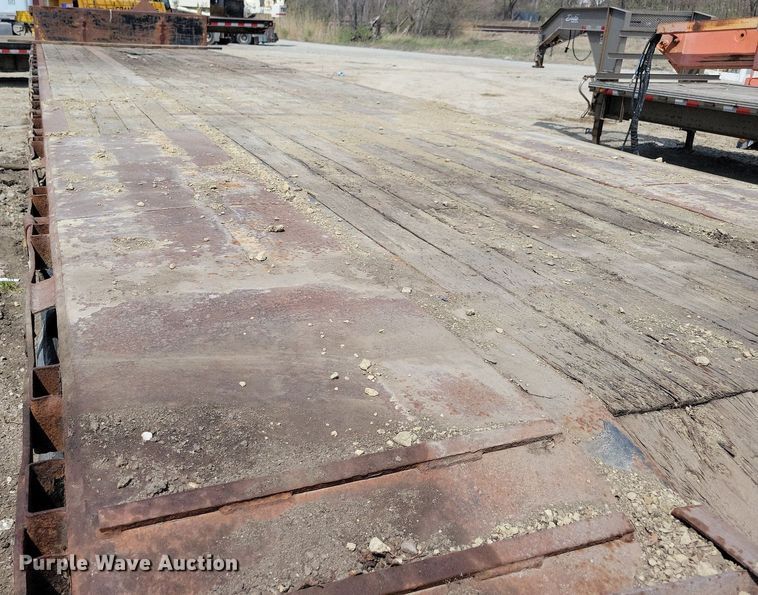 image for item MO9658 2006 Aztec  drop deck equipment trailer