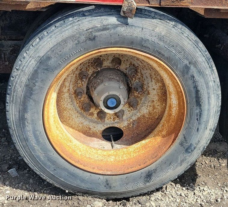 image for item MO9658 2006 Aztec  drop deck equipment trailer