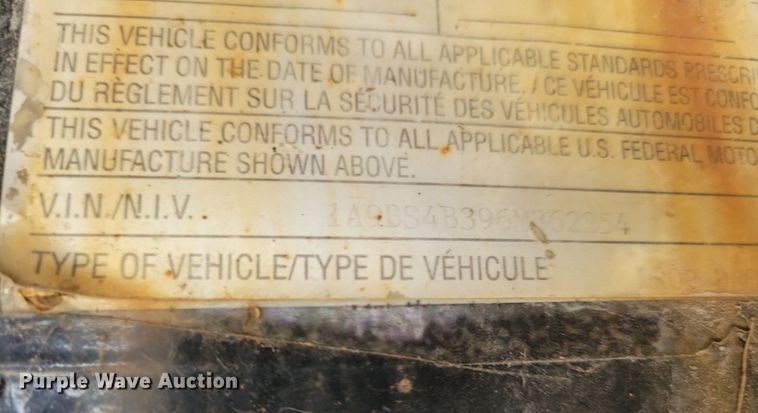 image for item MO9658 2006 Aztec  drop deck equipment trailer