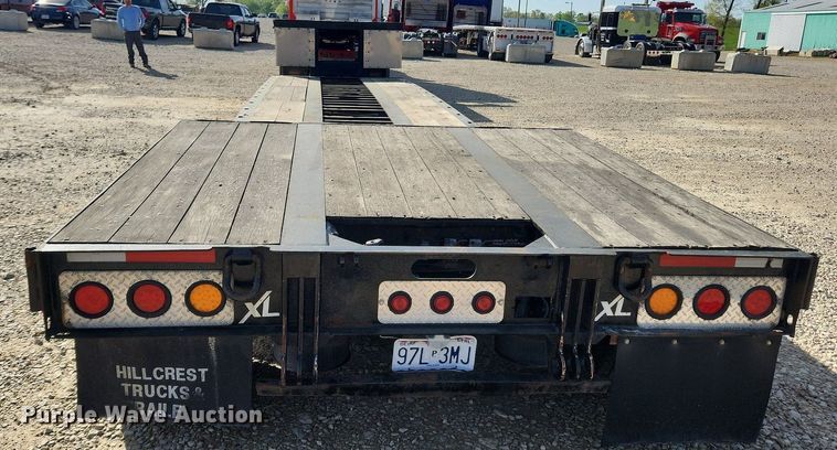 image for item MW9715 2007 XL Specialized Trailers XL 80 MFG  lowboy equipment trailer
