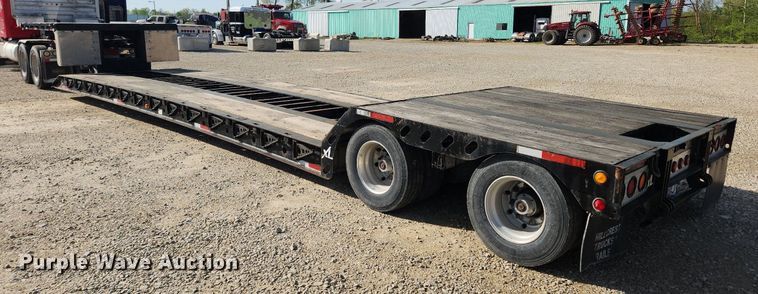 image for item MW9715 2007 XL Specialized Trailers XL 80 MFG  lowboy equipment trailer
