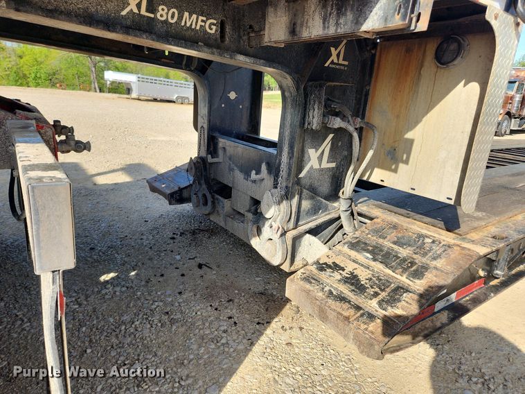 image for item MW9715 2007 XL Specialized Trailers XL 80 MFG  lowboy equipment trailer
