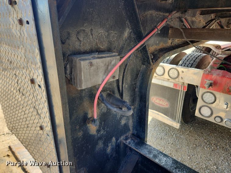 image for item MW9715 2007 XL Specialized Trailers XL 80 MFG  lowboy equipment trailer