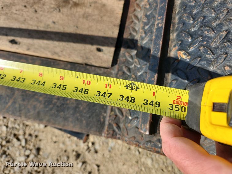 image for item MW9715 2007 XL Specialized Trailers XL 80 MFG  lowboy equipment trailer