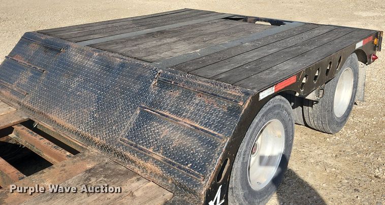 image for item MW9715 2007 XL Specialized Trailers XL 80 MFG  lowboy equipment trailer