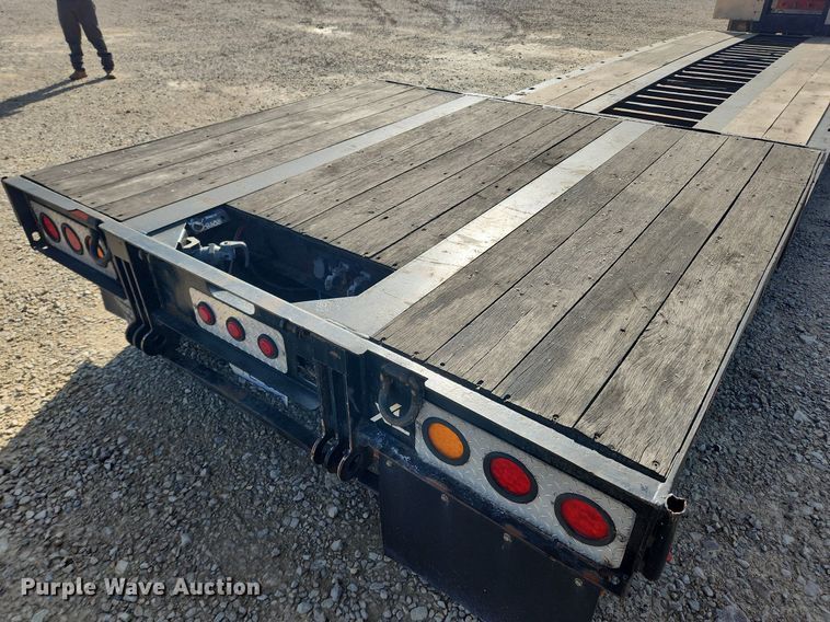 image for item MW9715 2007 XL Specialized Trailers XL 80 MFG  lowboy equipment trailer