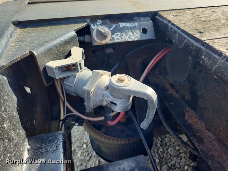 image for item MW9715 2007 XL Specialized Trailers XL 80 MFG  lowboy equipment trailer