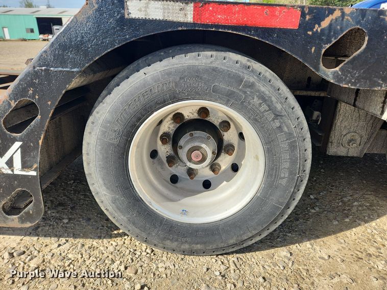 image for item MW9715 2007 XL Specialized Trailers XL 80 MFG  lowboy equipment trailer