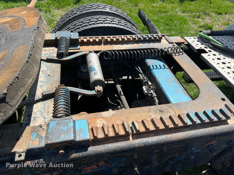 image for item MY9751 1997 Peterbilt 379  semi truck