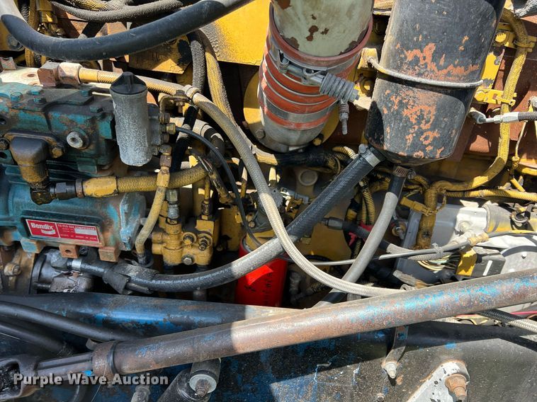 image for item MY9751 1997 Peterbilt 379  semi truck