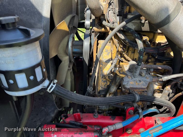 image for item MY9752 2006 International 9200i  semi truck