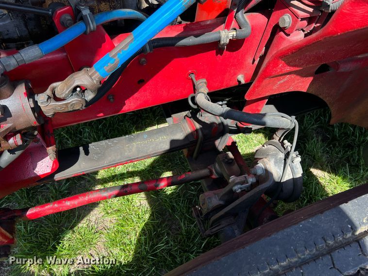 image for item MY9752 2006 International 9200i  semi truck