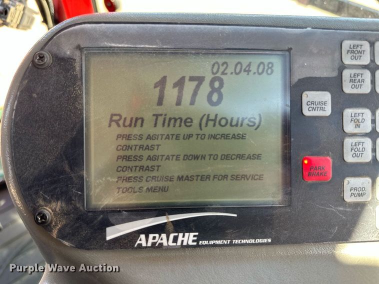 image for item DM2563 2011 Apache AS1020  sprayer