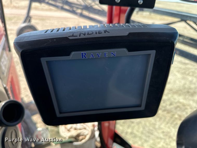 image for item DM2563 2011 Apache AS1020  sprayer