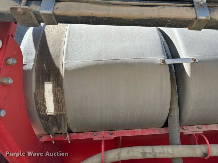 image for item DM2563 2011 Apache AS1020  sprayer