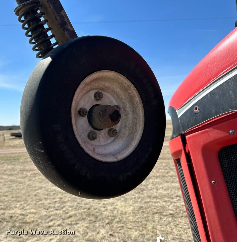 image for item DM2563 2011 Apache AS1020  sprayer