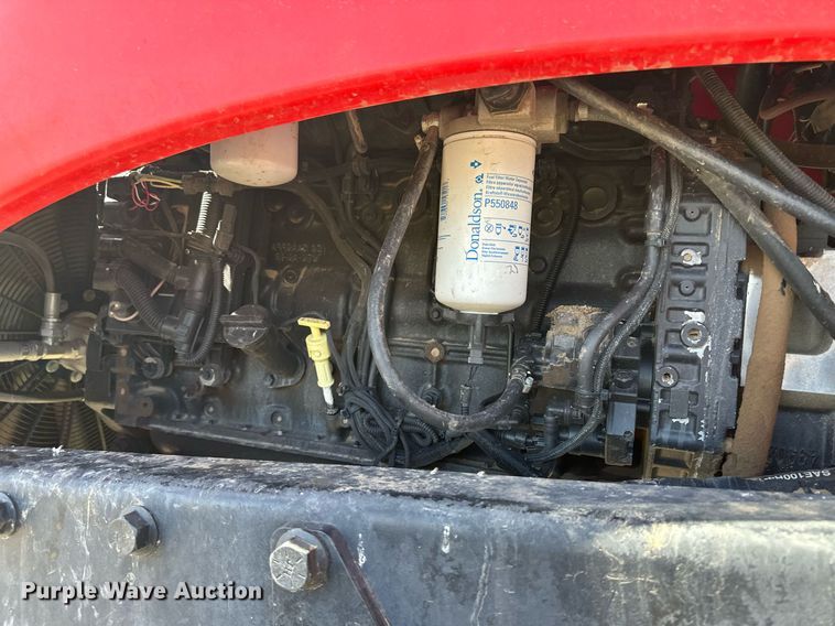 image for item DM2563 2011 Apache AS1020  sprayer