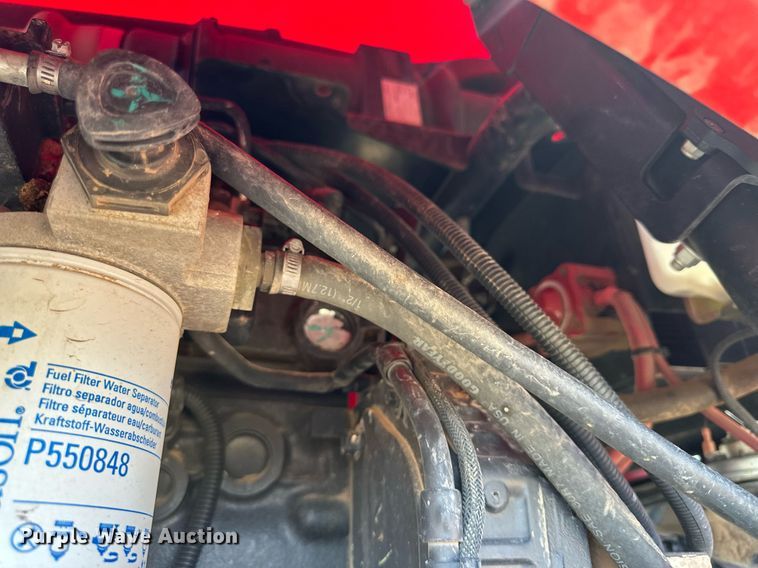 image for item DM2563 2011 Apache AS1020  sprayer