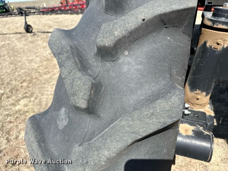 image for item DM2563 2011 Apache AS1020  sprayer