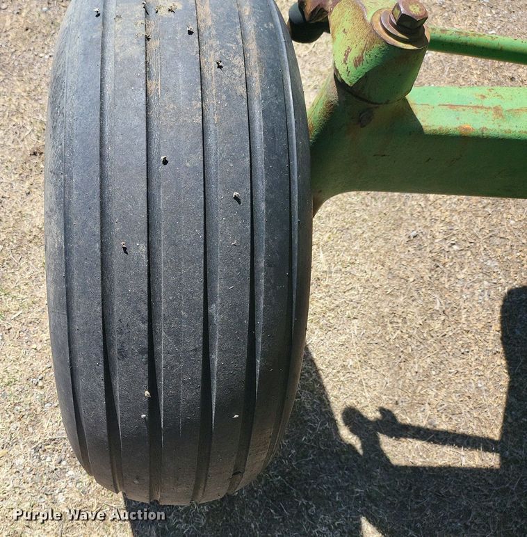 image for item DM2564 1961 John Deere 4010  tractor