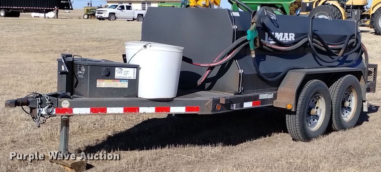 image for item DN6359 2015 Lamar K1-6010  fuel trailer