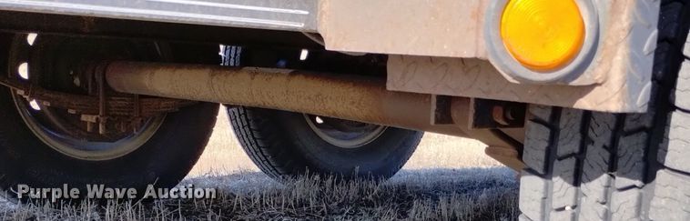 image for item DN6359 2015 Lamar K1-6010  fuel trailer