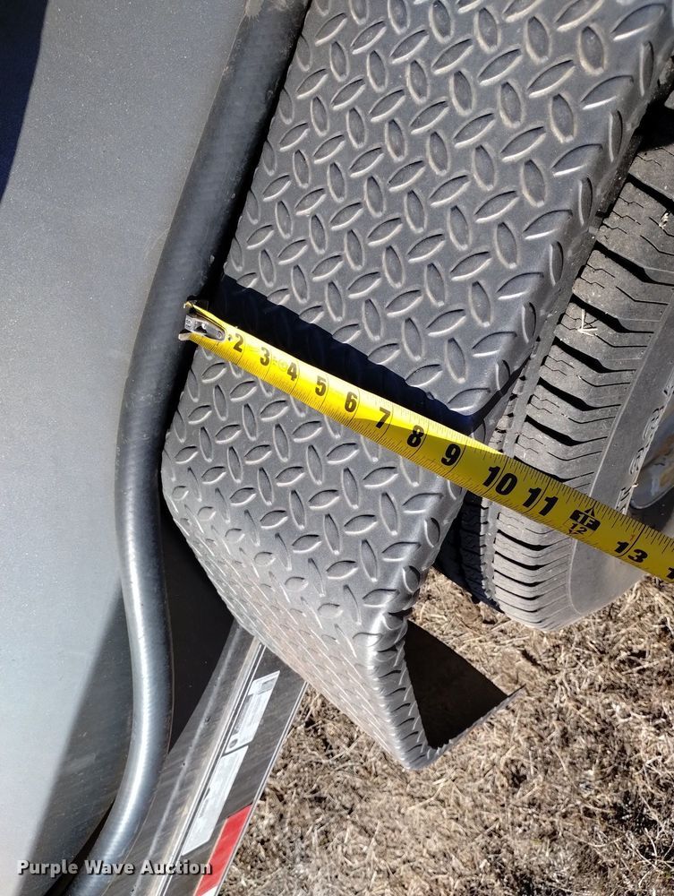 image for item DN6359 2015 Lamar K1-6010  fuel trailer