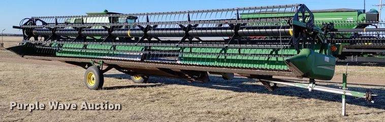 image for item DN6360 2004 John Deere 936D  draper head