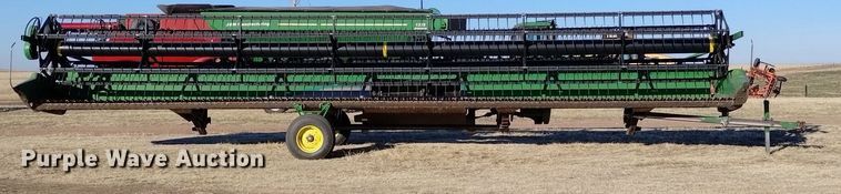 image for item DN6360 2004 John Deere 936D  draper head