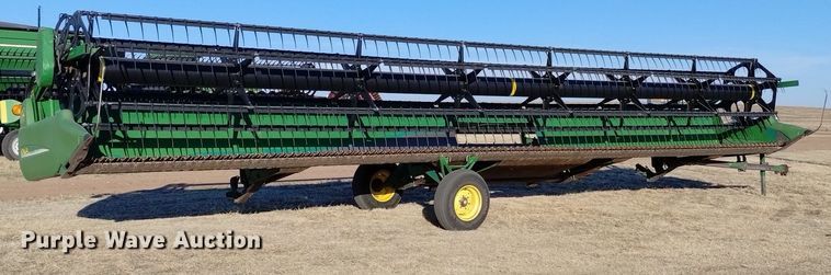 image for item DN6360 2004 John Deere 936D  draper head