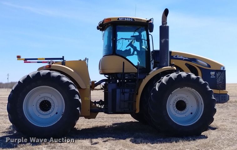 image for item DN6361 2010 Challenger MT945C  4WD tractor
