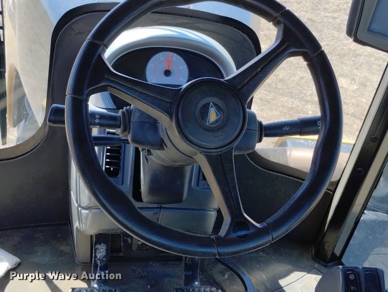 image for item DN6361 2010 Challenger MT945C  4WD tractor