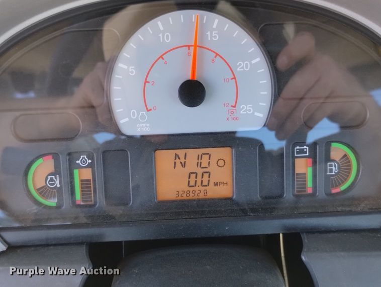 image for item DN6361 2010 Challenger MT945C  4WD tractor