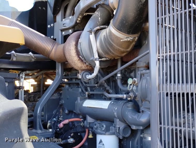 image for item DN6361 2010 Challenger MT945C  4WD tractor