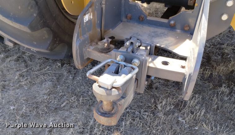 image for item DN6361 2010 Challenger MT945C  4WD tractor