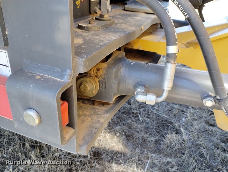 image for item DN6361 2010 Challenger MT945C  4WD tractor