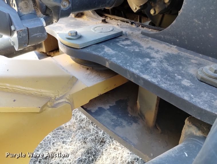 image for item DN6361 2010 Challenger MT945C  4WD tractor