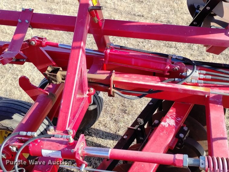 image for item DN6362 2010 Sunflower 1444  tandem double off-set disk